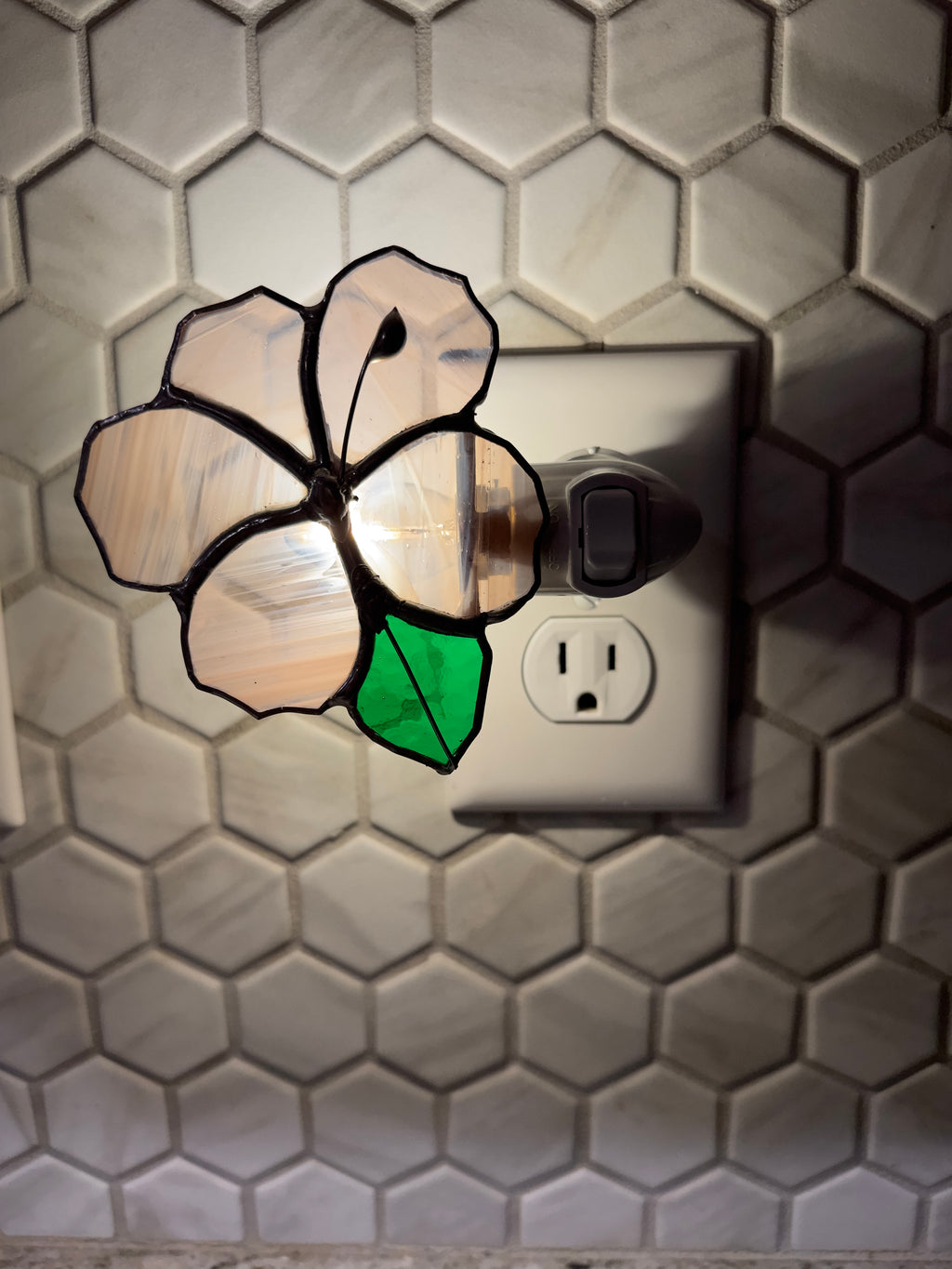 Stained Glass Swamp Hibiscus Pattern